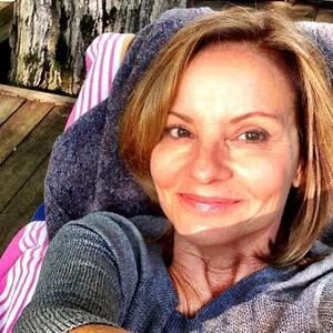 Meet your Posher, Debra